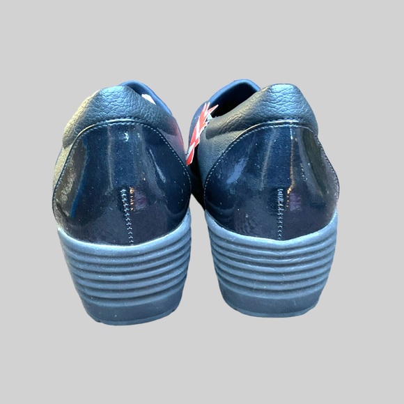 🌺NEW! SoLite Slip On Shoes (wide width) - Picture 7 of 10